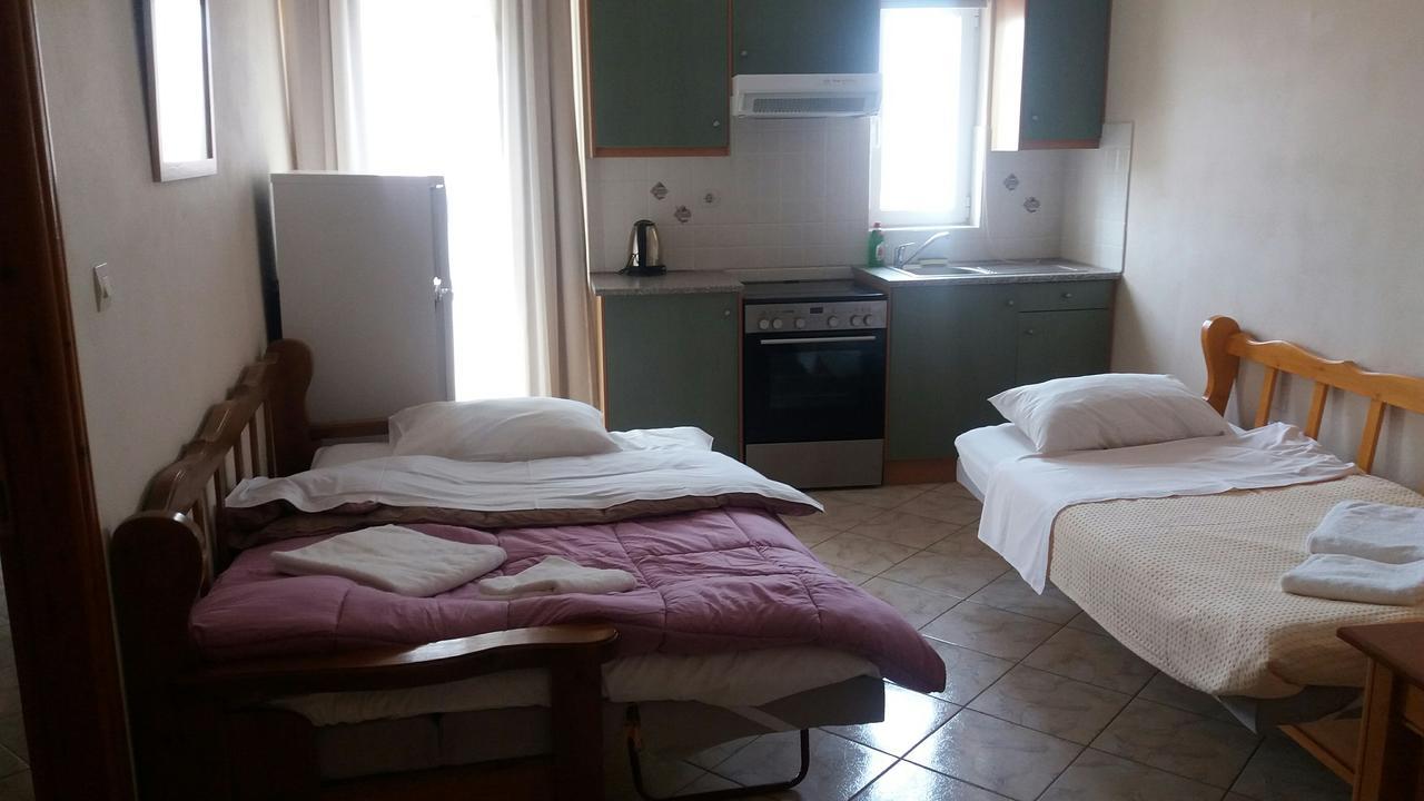 Hanna'S Apartments باليوخورا المظهر الخارجي الصورة